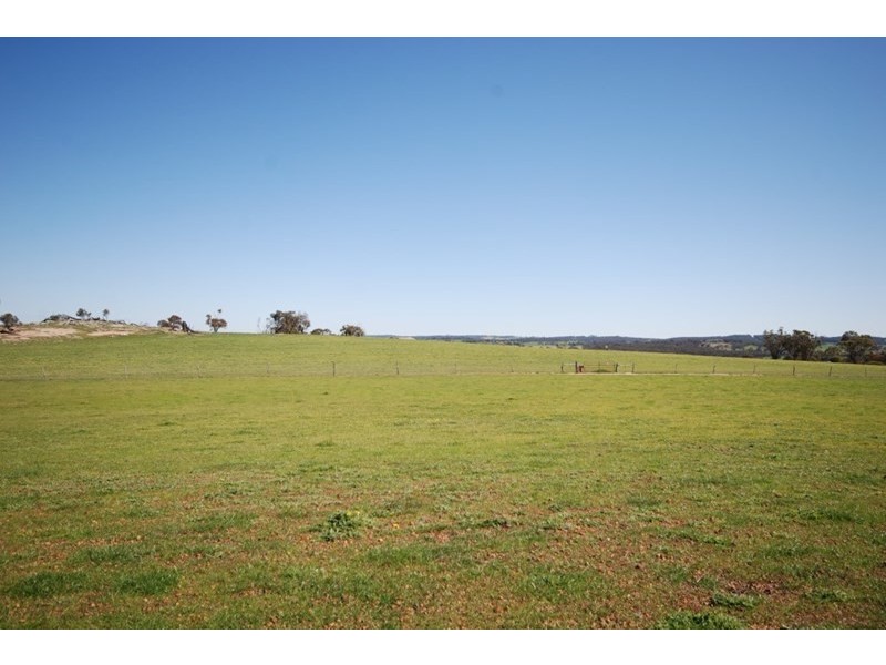 10 Yilliminning Road, Narrogin WA 6312