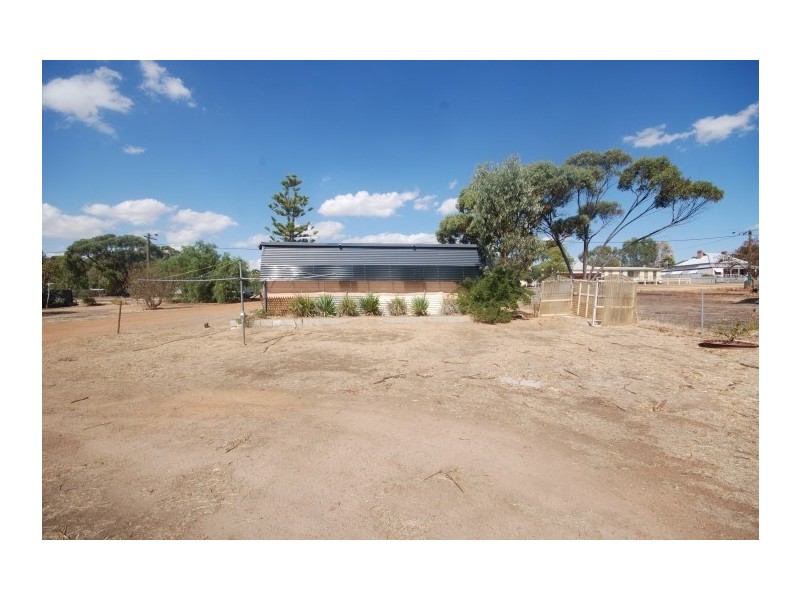 30 Stratford Street, Pingelly WA 6308