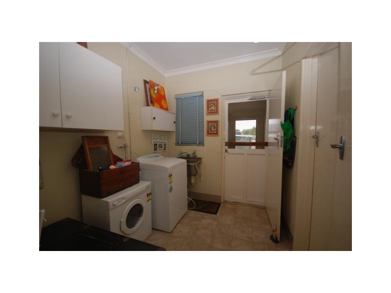 109 Narrakine Road, Narrogin WA 6312