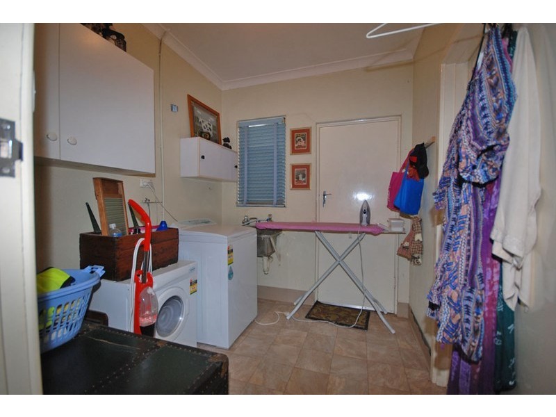 109 Narrakine Road, Narrogin WA 6312