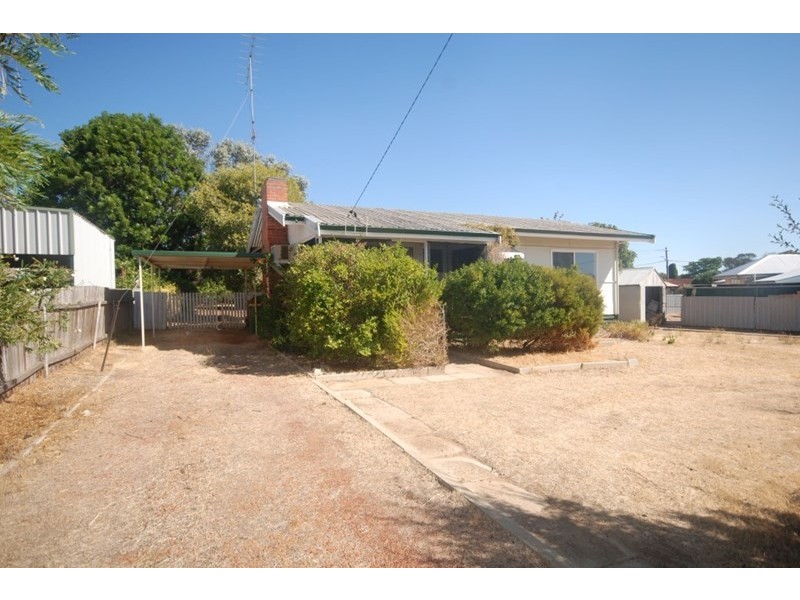 70 Fox Street, Narrogin WA 6312
