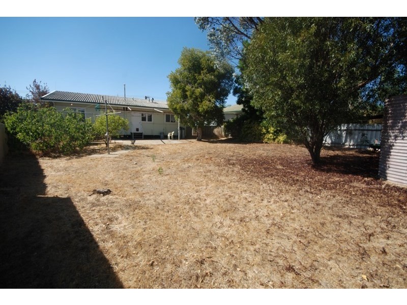70 Fox Street, Narrogin WA 6312