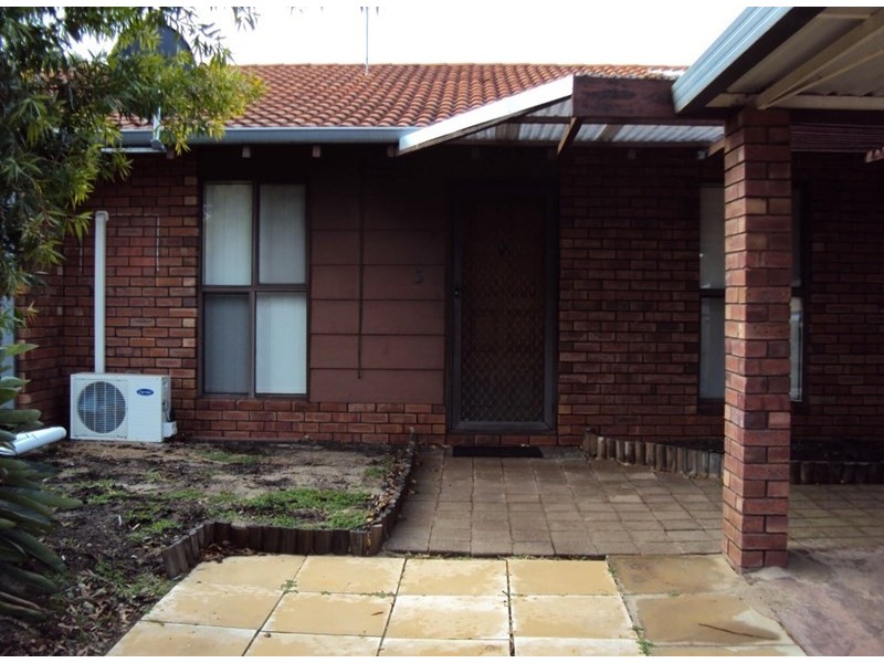 3/7 Heath Street, Narrogin WA 6312