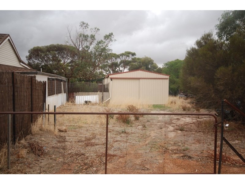 15 Johnston Street, Wickepin WA 6370