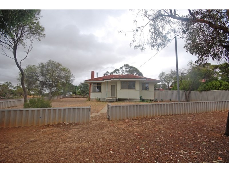 23 Hill Street, Corrigin WA 6375