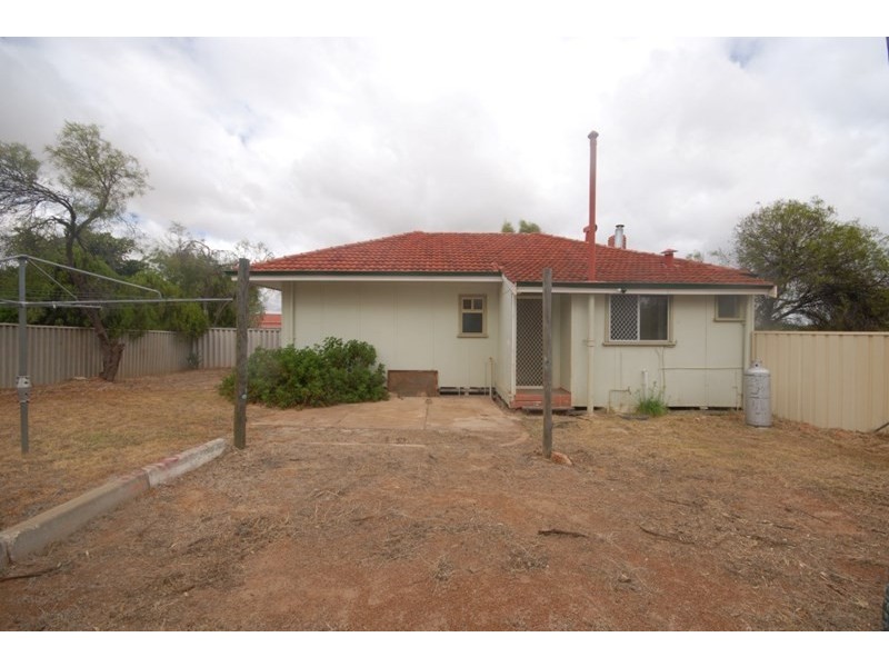 23 Hill Street, Corrigin WA 6375