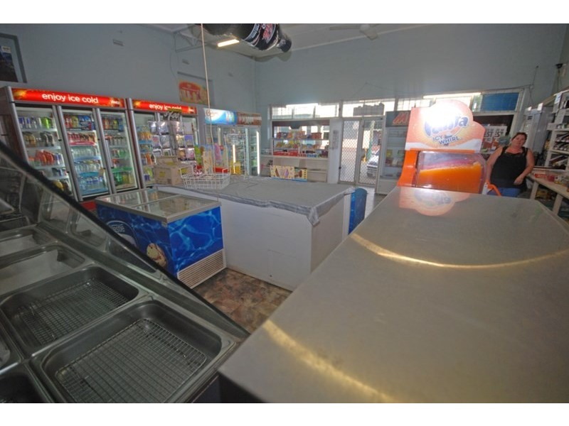 11 Doney Street, Narrogin WA 6312