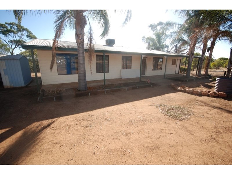 258 Bullara Street, Cuballing WA 6311