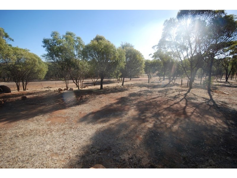 258 Bullara Street, Cuballing WA 6311