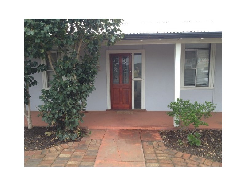 8 Forrest Street, Narrogin WA 6312