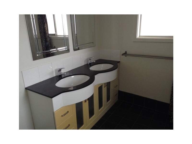 8 Forrest Street, Narrogin WA 6312