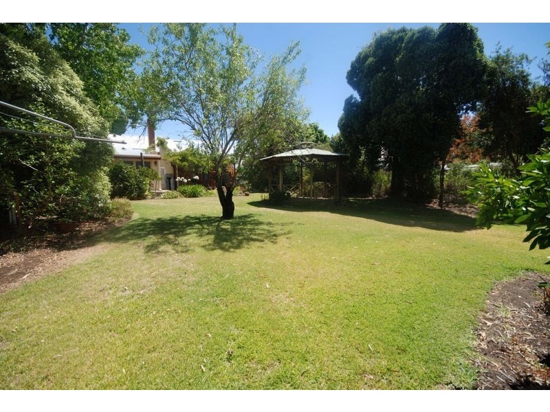 21 Furnival Street, Narrogin WA 6312