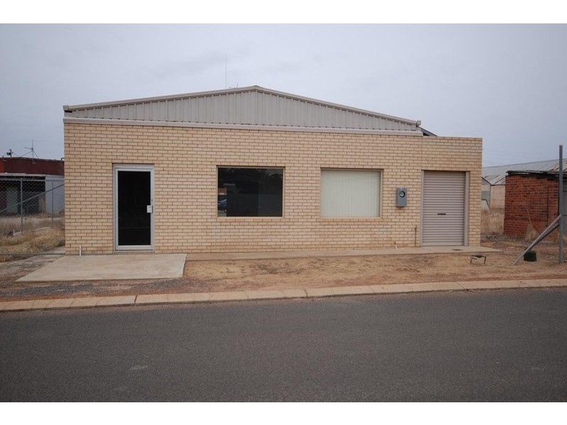12 Ensign Street, Narrogin WA 6312