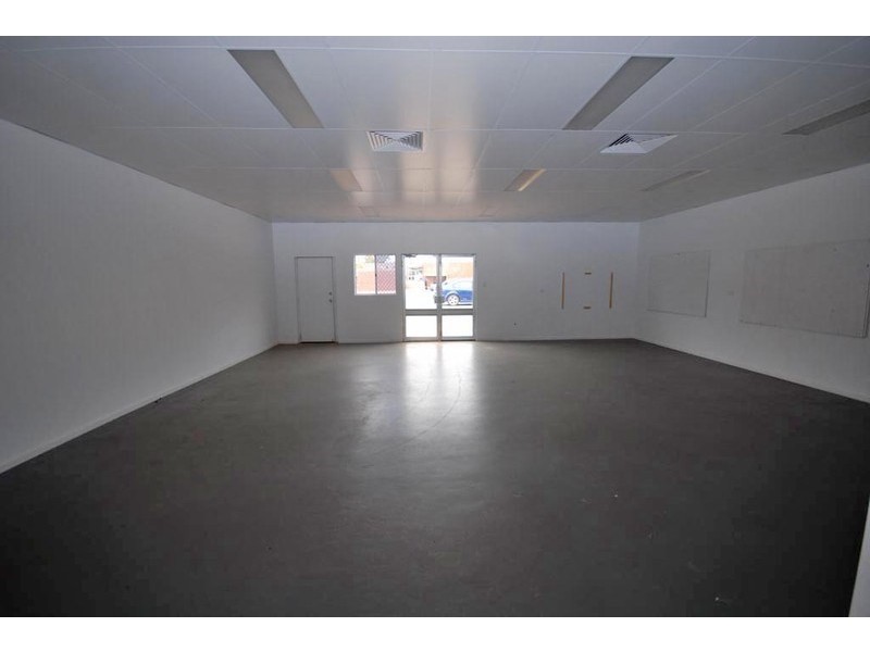 12 Ensign Street, Narrogin WA 6312