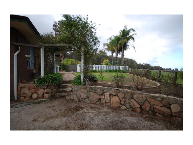 287 GRAHAM Road, Narrogin WA 6312