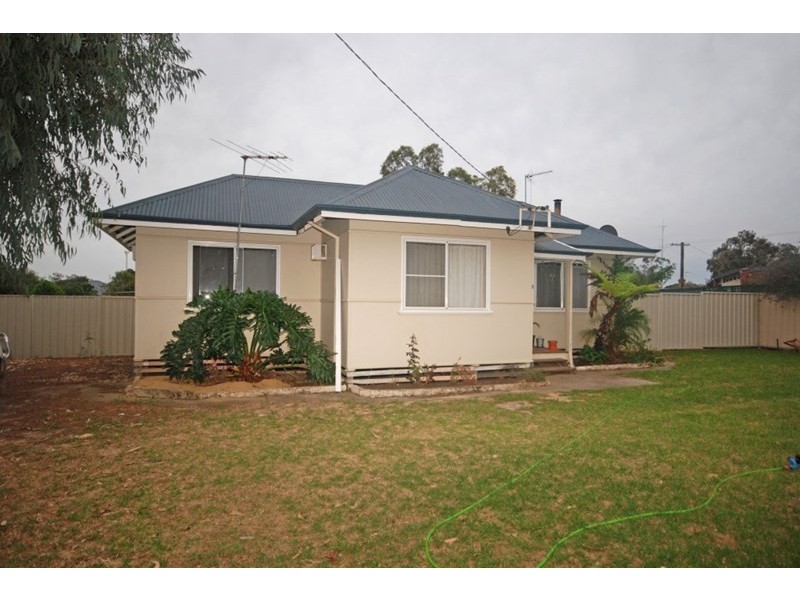 9 Richardson Street, Williams WA 6391
