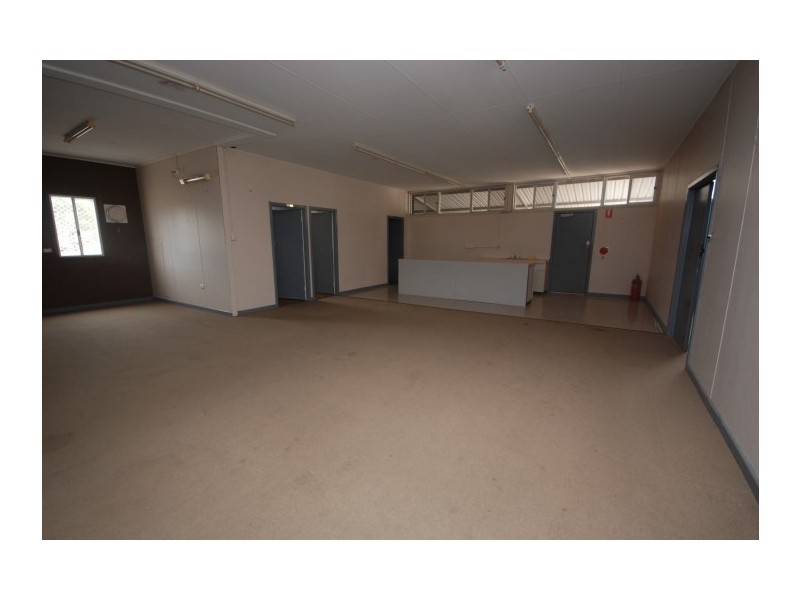 1 and 2 Earl Street, Narrogin WA 6312