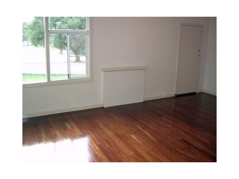 9 Clough Place, Narrogin WA 6312