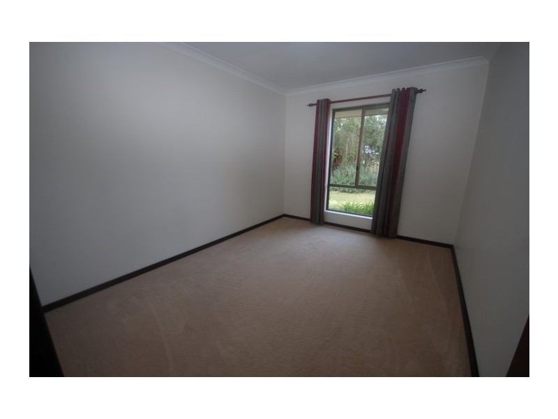 36 Narrakine Road South, Narrogin WA 6312