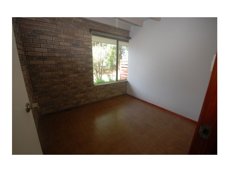 36 Narrakine Road South, Narrogin WA 6312