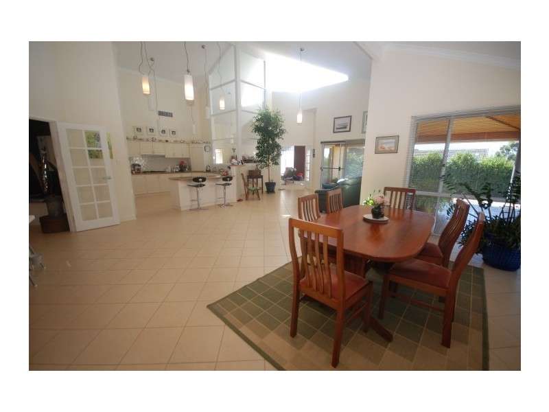 24 Sydney Hall Way, Narrogin WA 6312