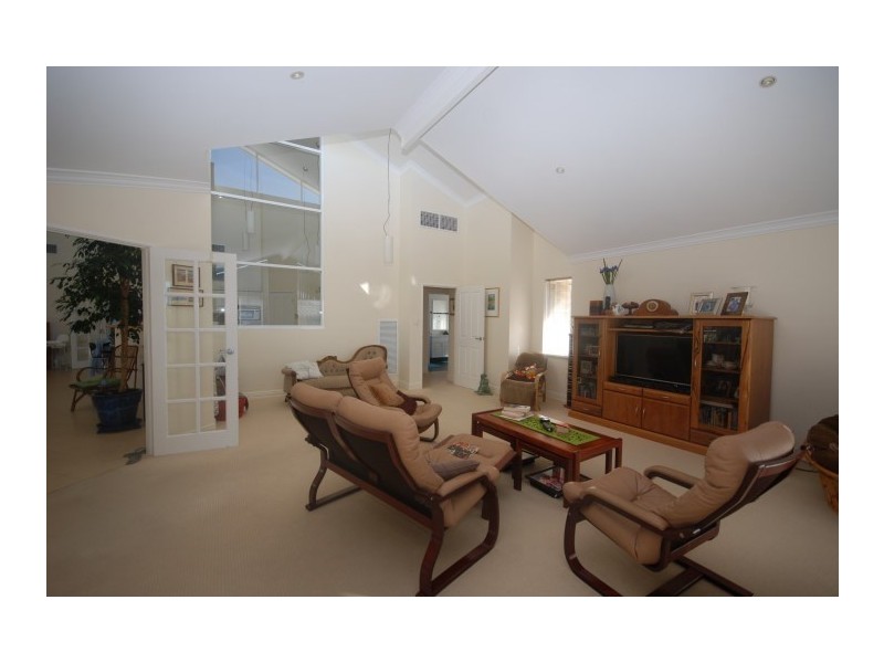 24 Sydney Hall Way, Narrogin WA 6312