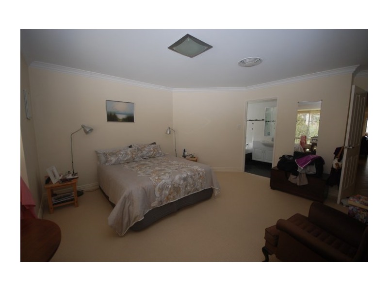 24 Sydney Hall Way, Narrogin WA 6312