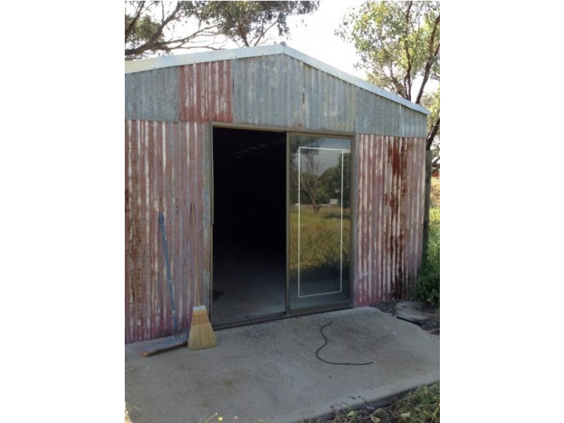 33 RUSSELL Street, Cuballing WA 6311