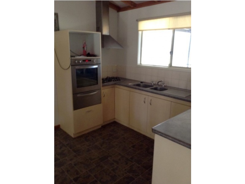 33 RUSSELL Street, Cuballing WA 6311