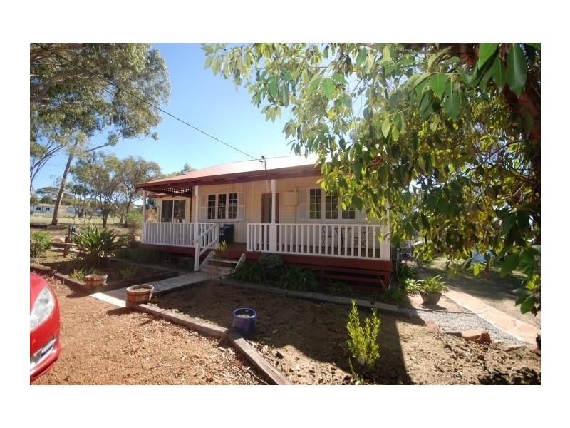 18 Beeston Street, Cuballing WA 6311