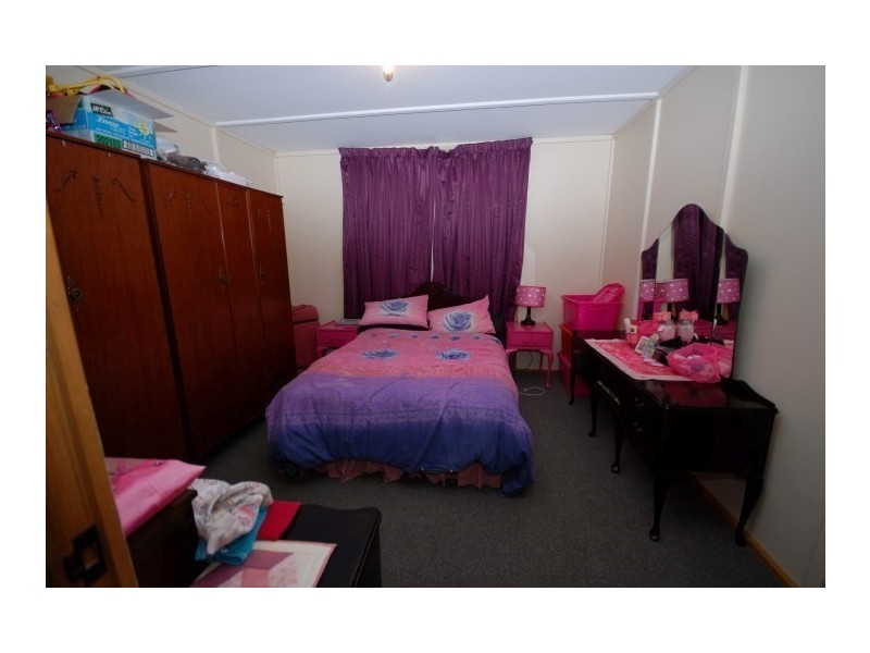 16 Fry Street, Williams WA 6391