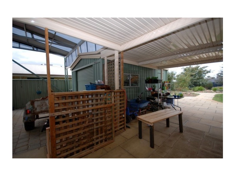 16 Fry Street, Williams WA 6391