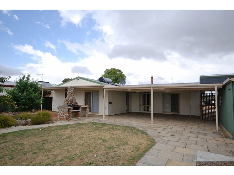 16 Fry Street, Williams WA 6391