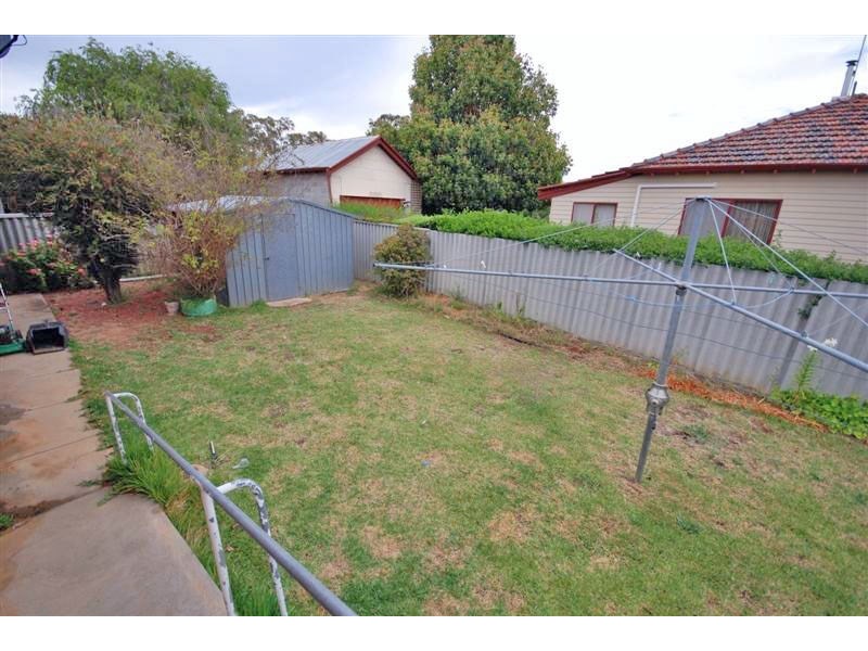 2A Lock Street, Narrogin WA 6312