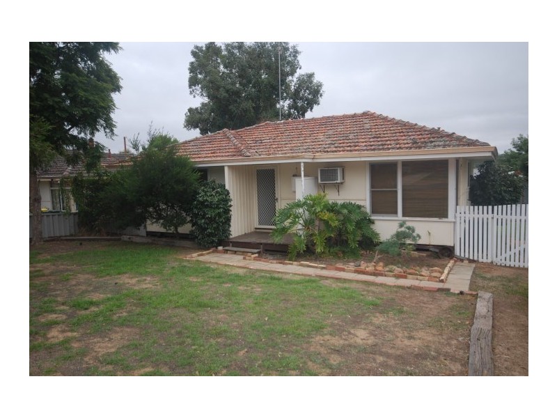 52 Hough Street, Narrogin WA 6312