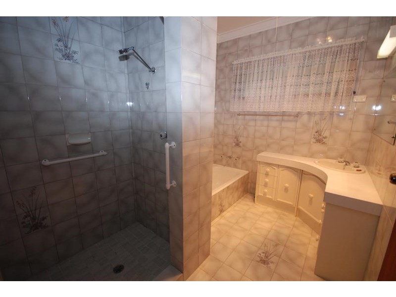 5 Shire Street, Pingelly WA 6308