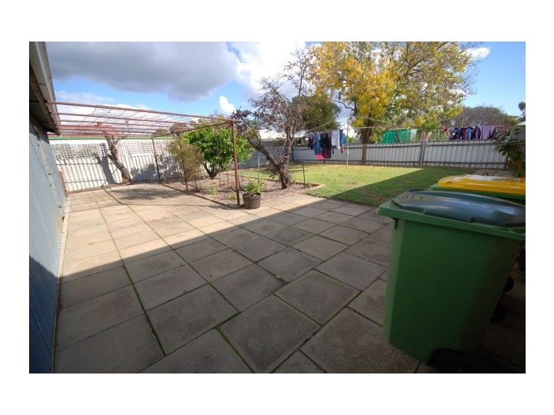 3 Dellar Street, Narrogin WA 6312