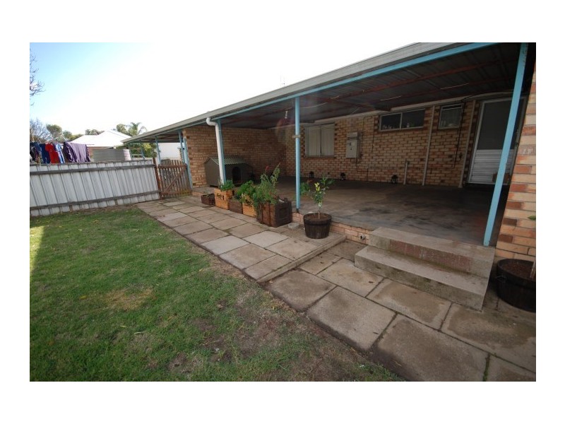 3 Dellar Street, Narrogin WA 6312