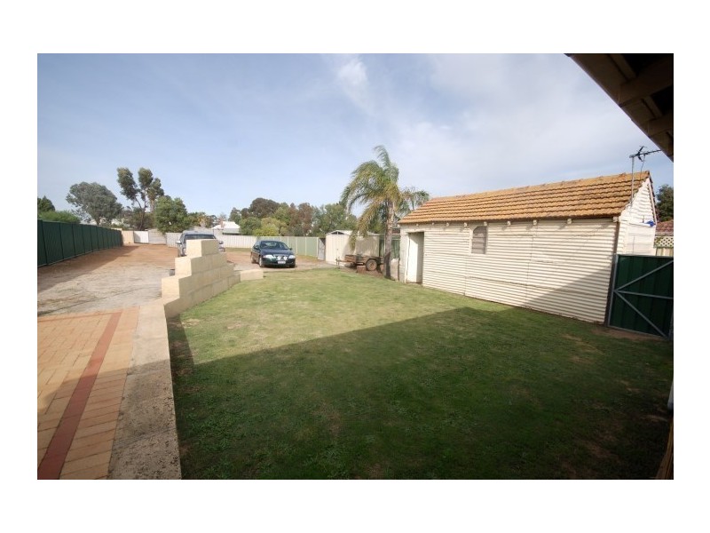 28 Doney Street, Narrogin WA 6312