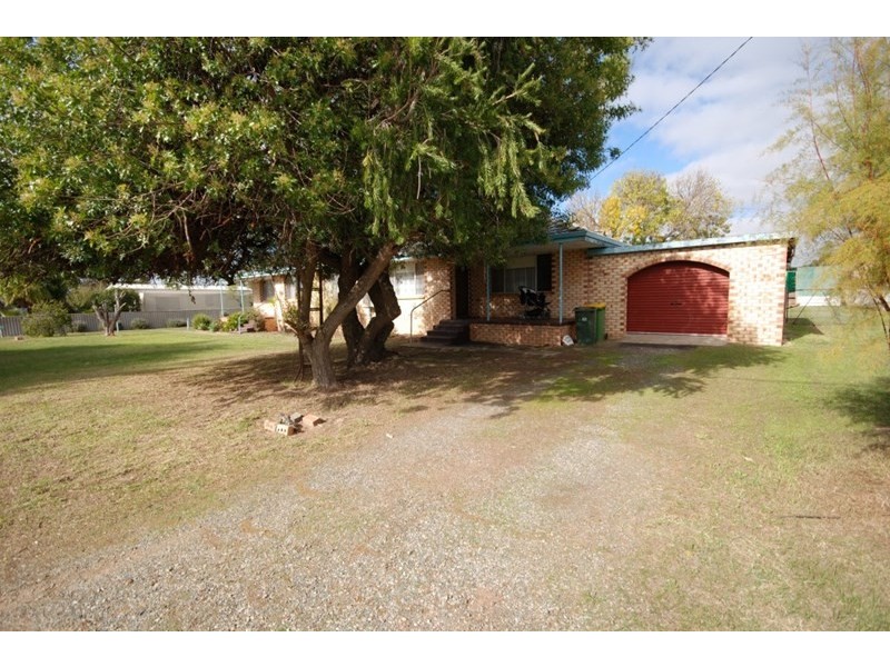 5 Dellar Street, Narrogin WA 6312