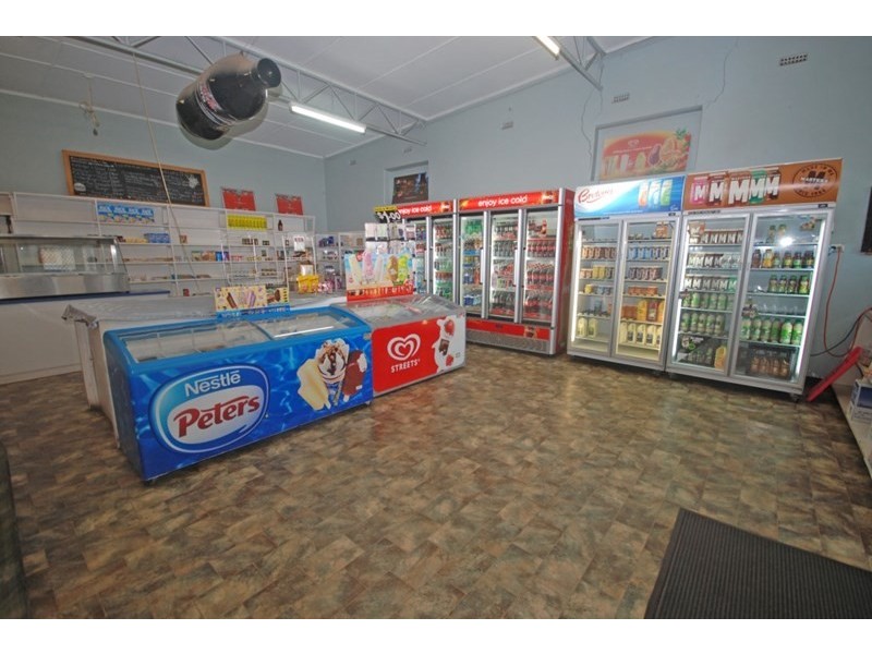 11 Doney Street, Narrogin WA 6312