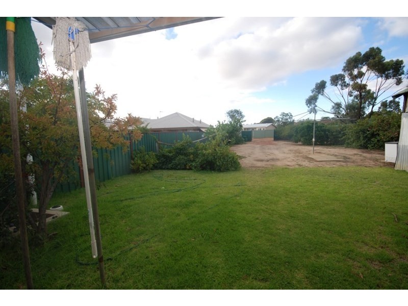 11 Doney Street, Narrogin WA 6312