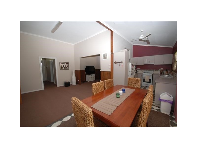 20 Hansard Street, Narrogin WA 6312