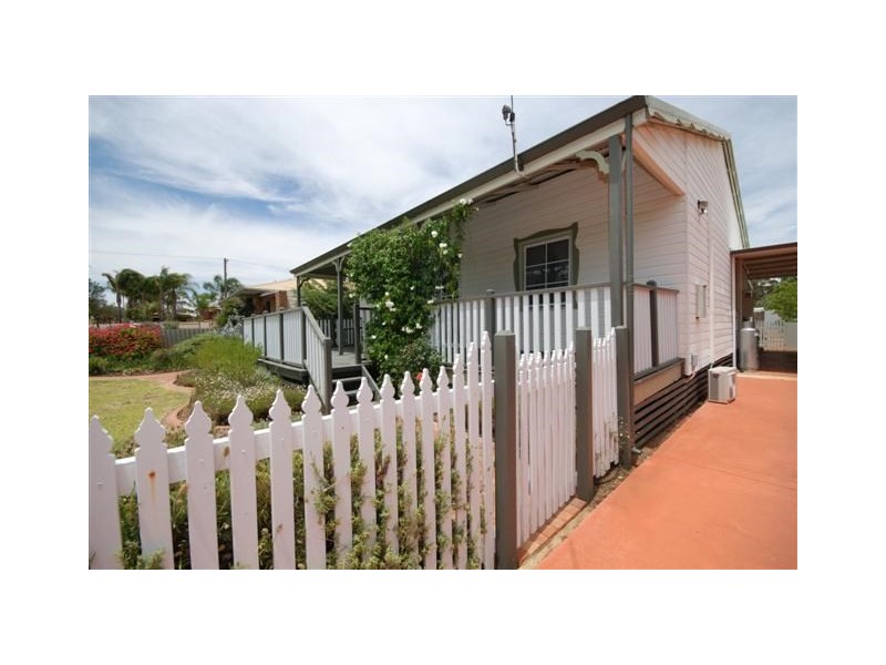 20 Hansard Street, Narrogin WA 6312