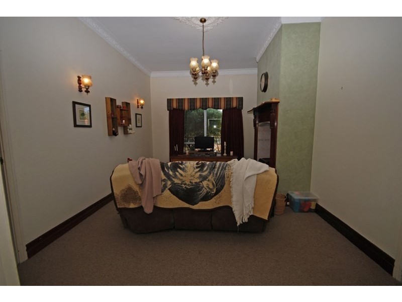 37 Grant Street, Narrogin WA 6312