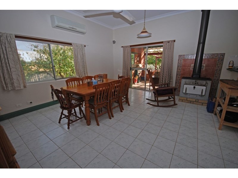 37 Grant Street, Narrogin WA 6312