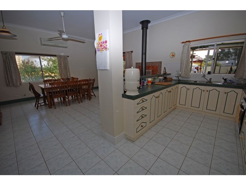 37 Grant Street, Narrogin WA 6312