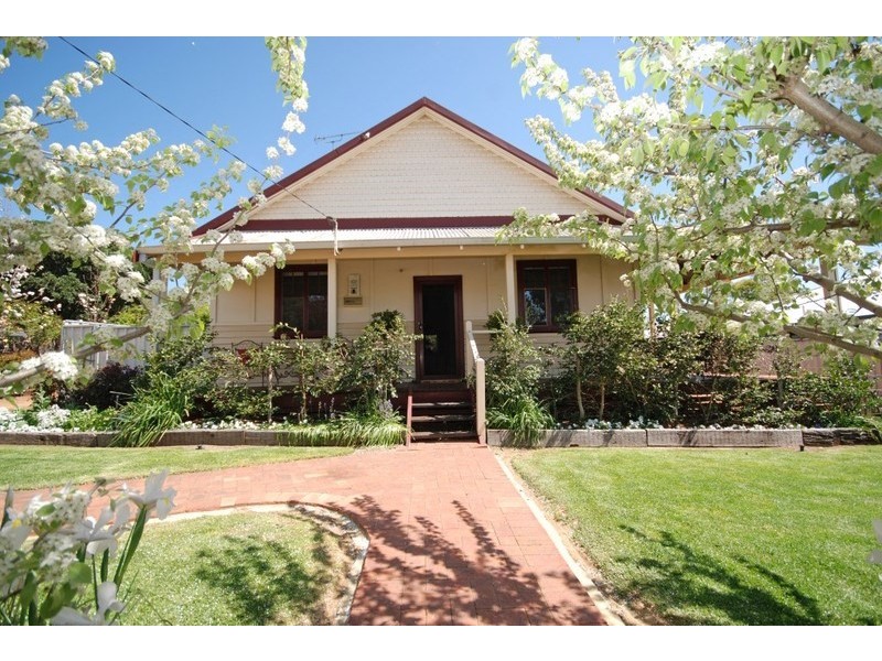 28 Daglish Street, Narrogin WA 6312