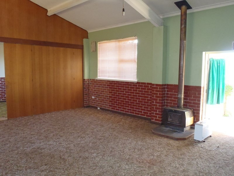 21 Jones Street, Kondinin WA 6367