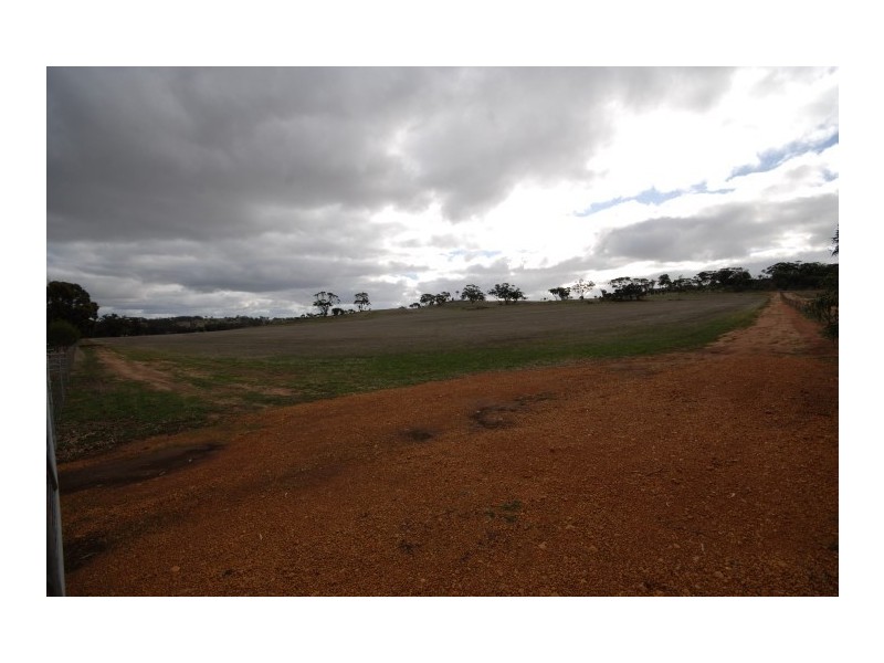 Lot 4216 Oakleigh Road, Popanyinning WA 6309